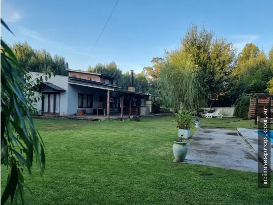 Casa de 1 ambiente en venta en Camet