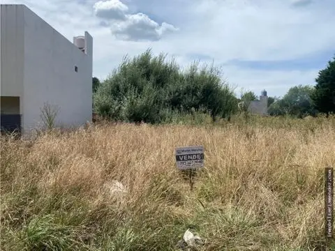 Terreno de 1 ambiente en venta en CAMET FELIX U.