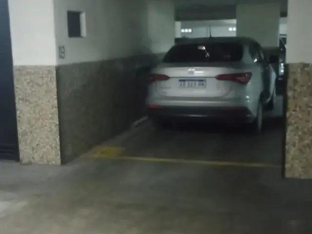 Cochera en venta en Área Centro