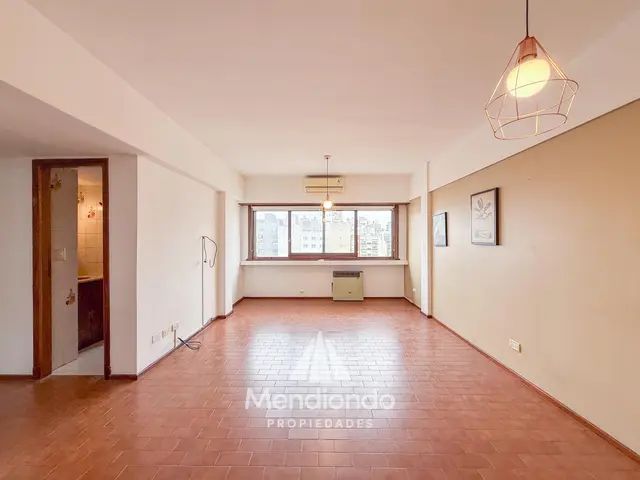 Departamento de 3 ambientes en venta en Centro