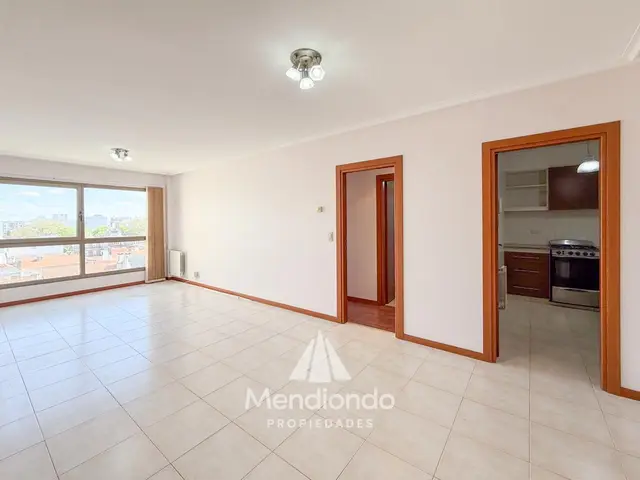 Departamento de 2 ambientes en alquiler en Centro