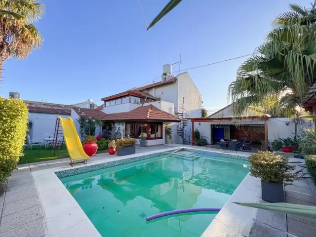 Casa de 6 ambientes en venta en GENERAL ROCA