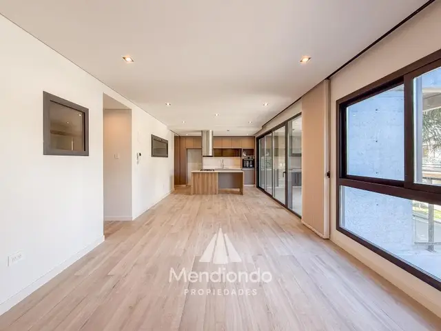 Departamento de 4 ambientes en venta en GENERAL ROCA