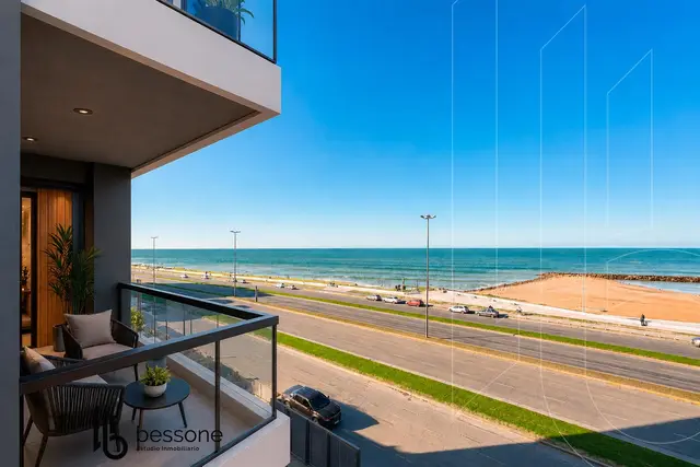 Departamento de 3 ambientes en venta en CONSTITUCION