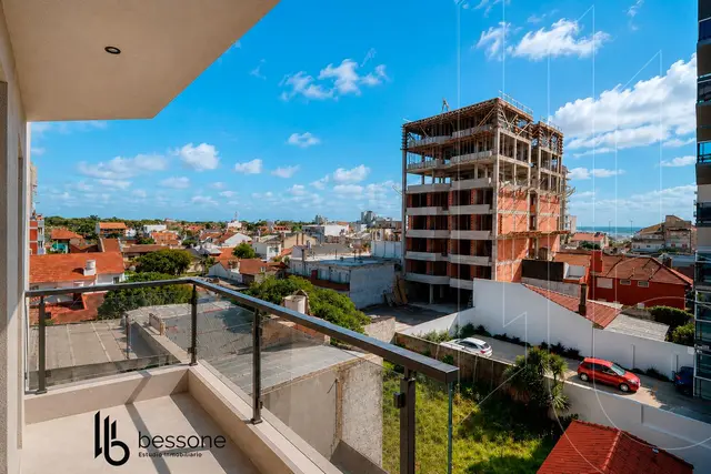 Departamento de 2 ambientes en venta en PARQUE LURO