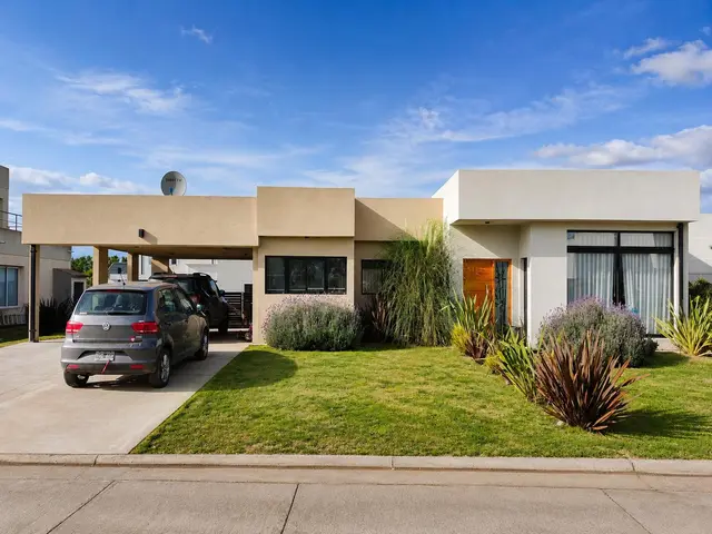 Casa en venta en LA PERLA