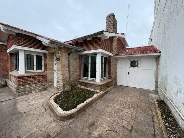 Casa de 3 ambientes en venta en NUEVA POMPEYA