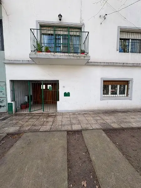Local de 3 ambientes en alquiler en VILLA PRIMERA