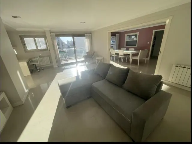 Departamento de 4 ambientes en venta en Centro