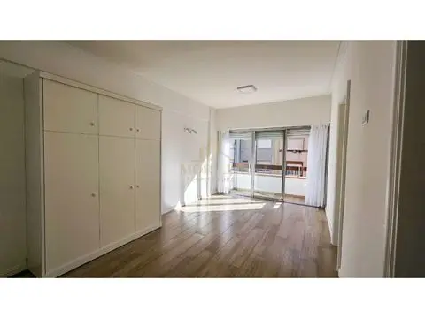 Departamento de 1 ambiente en venta en Plaza Colón