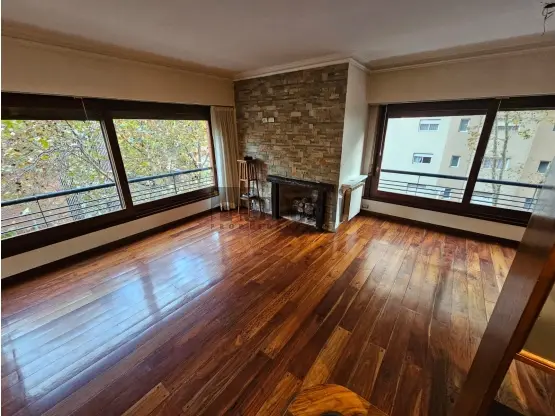 Departamento de 4 ambientes en venta en LA PERLA