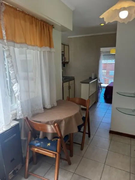 Departamento de 2 ambientes en alquiler en Centro