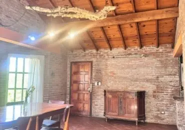 Casa de 2 ambientes en alquiler en Los Acantilados