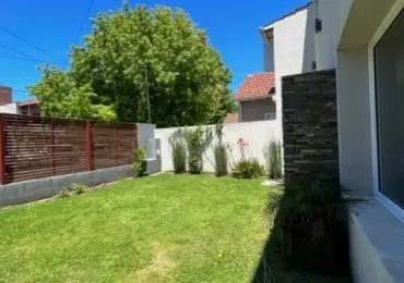 Casa en alquiler en PARQUE LURO