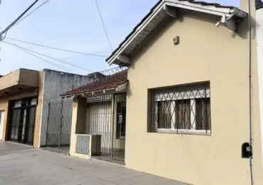 Casa de 3 ambientes en venta en LAS AVENIDAS