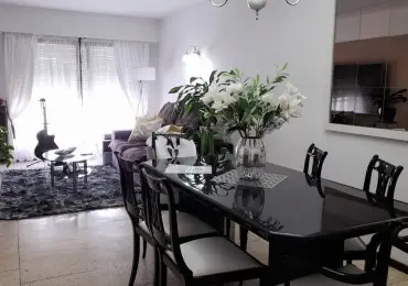 Departamento de 3 ambientes en venta en Centro