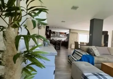 Casa de 4 ambientes en venta en PARQUE LURO