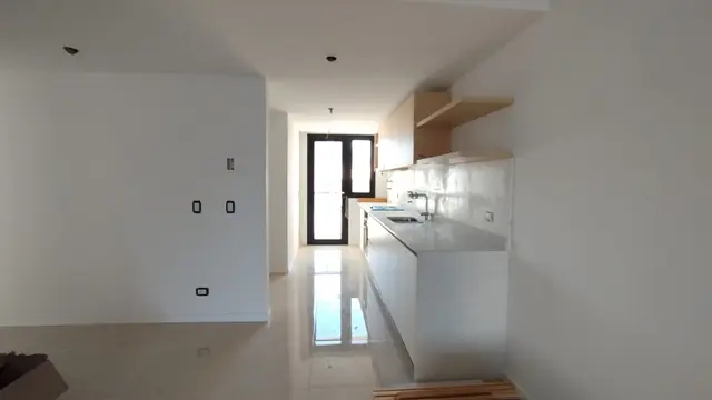 Departamento de 2 ambientes en venta en ESTACION TERMINAL (ALDREY)