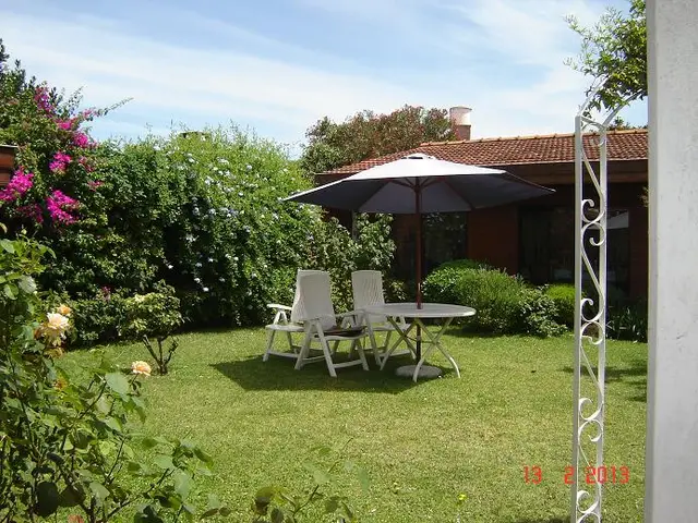 Casa de 4 ambientes en venta en LA PERLA