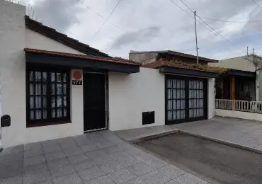 Casa de 4 ambientes en venta en PERALTA RAMOS OESTE