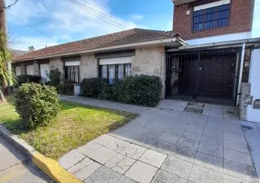 Casa de 5 ambientes en venta en PARQUE LURO