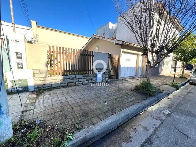 Casa de 2 ambientes en venta en GENERAL ROCA