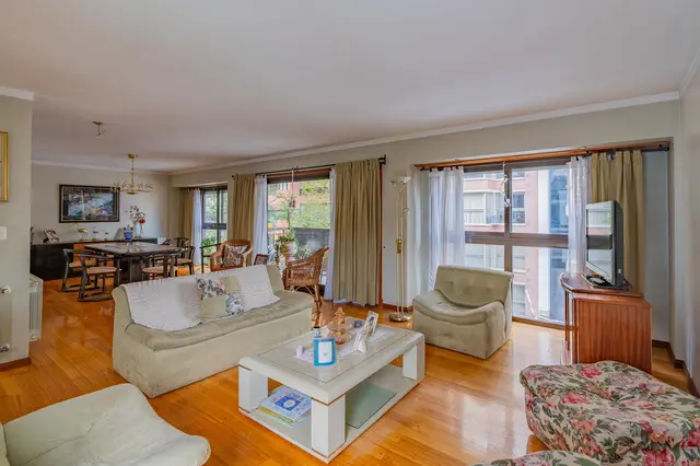 Departamento de 4 ambientes en venta en Centro