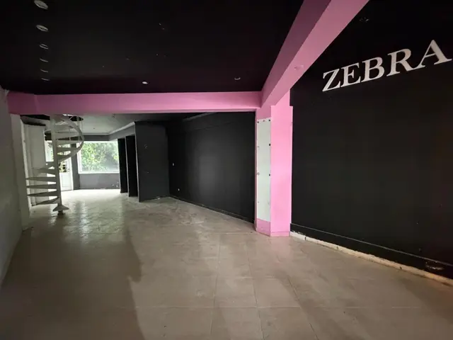 Local de 2 ambientes en alquiler en LOS TRONCOS