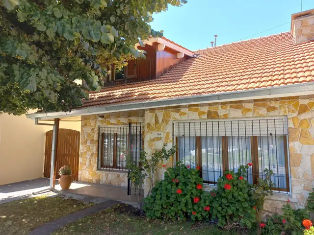 Casa de 4 ambientes en venta en CONSTITUCION