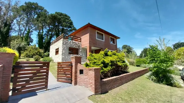 Casa de 2 ambientes en venta en SIERRA DE LOS PADRES