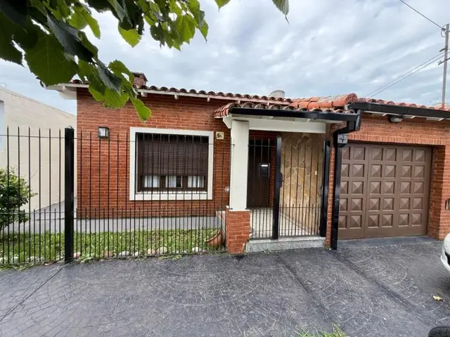 Casa de 3 ambientes en venta en NUEVA POMPEYA