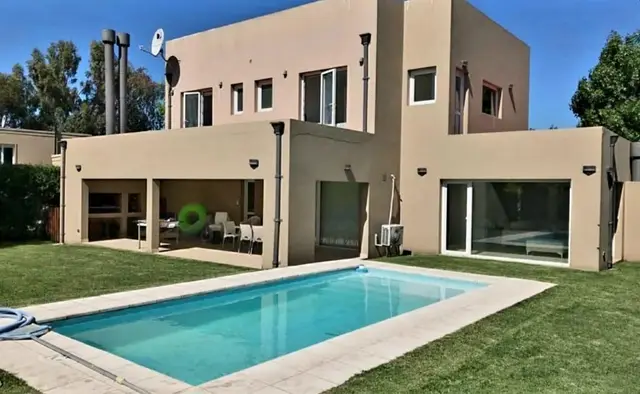 Casa de 4 ambientes en venta en Mar del Plata