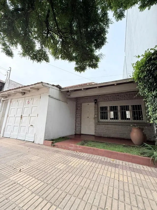 Casa de 3 ambientes en venta en ESTACION TERMINAL (ALDREY)