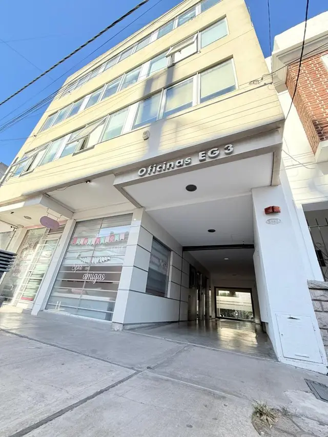 Local de 3 ambientes en venta en SAN JOSE