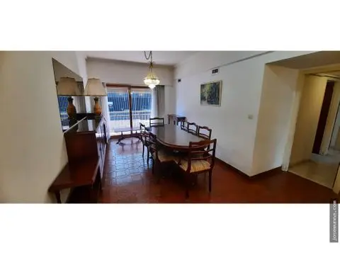 Departamento de 4 ambientes en alquiler en La Perla