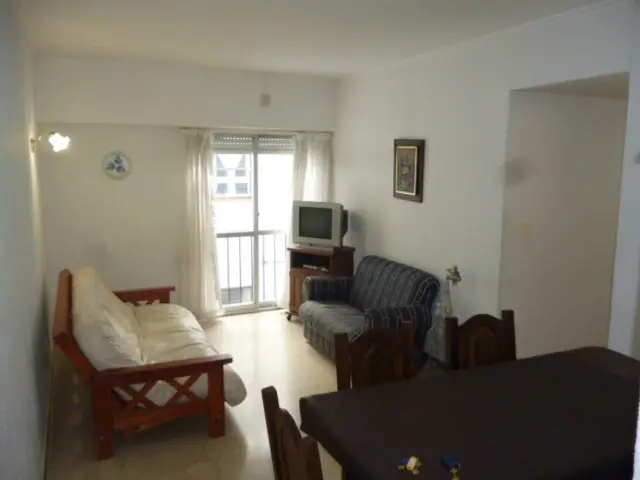 Departamento de 4 ambientes en venta en Centro