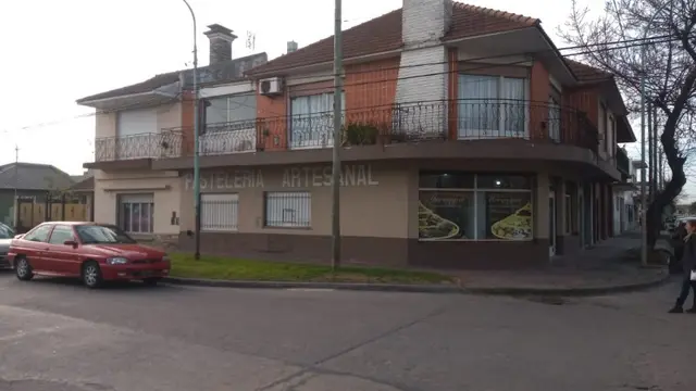 Local de 3 ambientes en venta en RIVADAVIA BERNARDINO