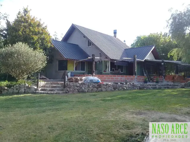 Casa de 4 ambientes en venta en Sierra de los Padres