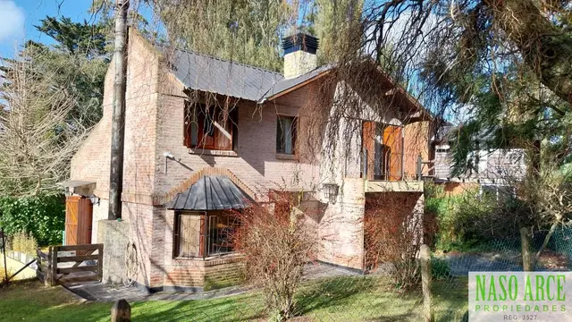 Casa de 6 ambientes en venta en SIERRA DE LOS PADRES