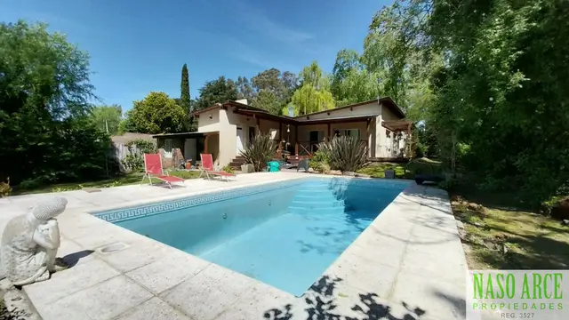 Casa de 2 ambientes en venta en LA GLORIA DE LA PEREGRINA