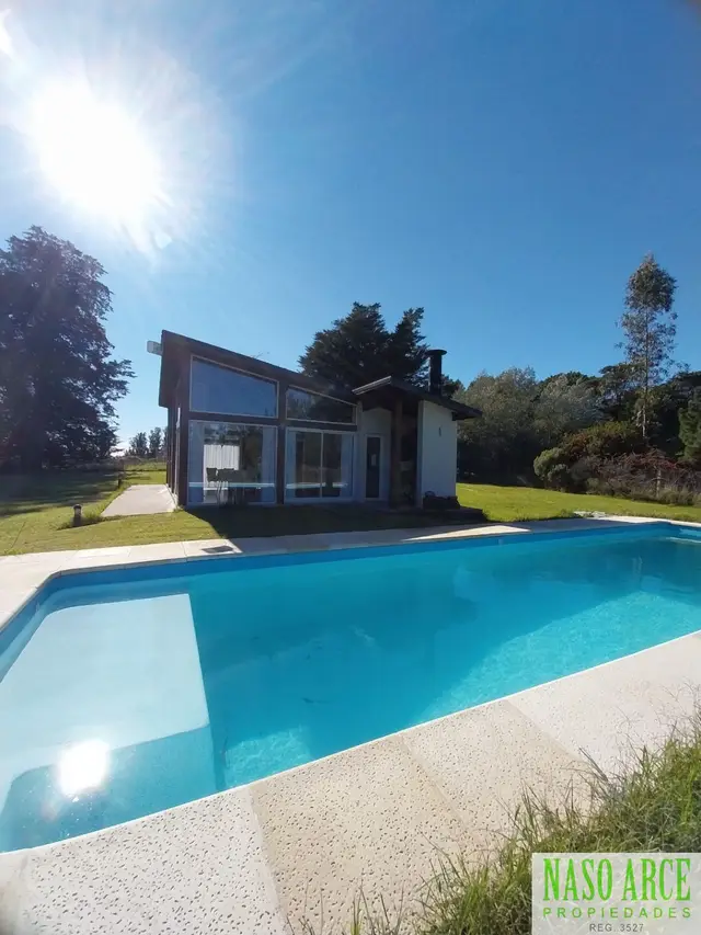 Casa de 1 ambiente en venta en LA GLORIA DE LA PEREGRINA