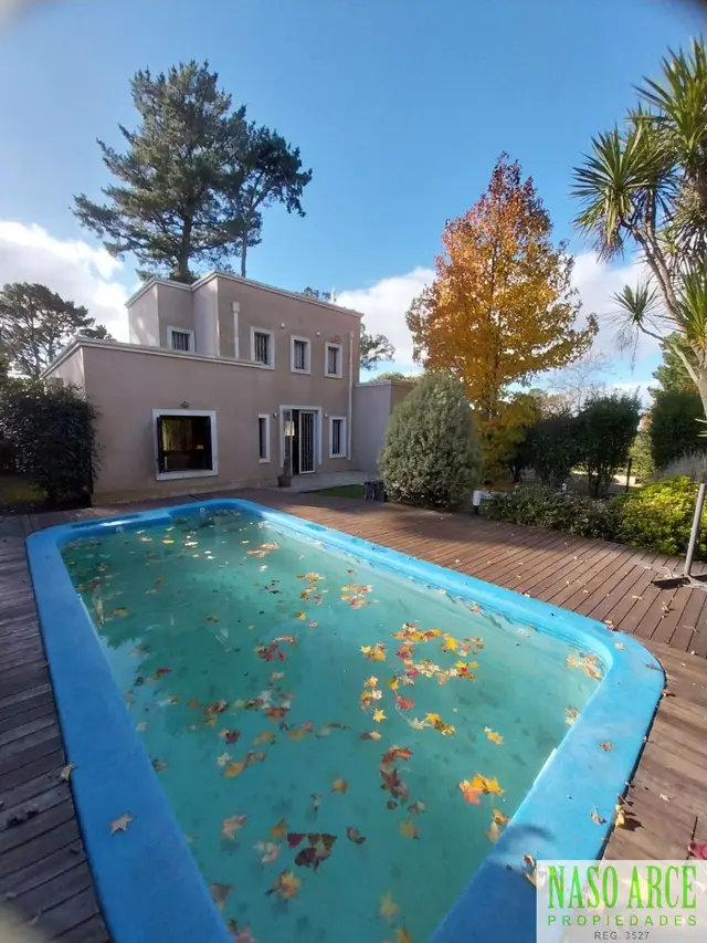 Casa de 6 ambientes en venta en SIERRA DE LOS PADRES