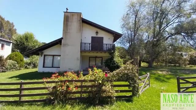 Casa de 4 ambientes en venta en SIERRA DE LOS PADRES