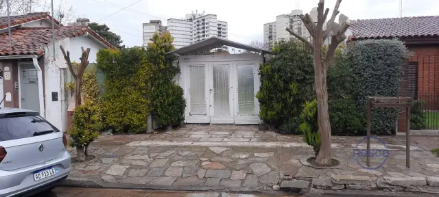 Casa de 2 ambientes en venta en Villa Primera