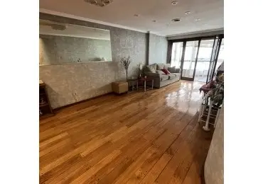 Departamento de 4 ambientes en venta en Centro