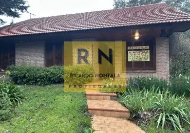 Casa de 4 ambientes en venta en ALFAR