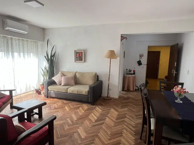 Departamento de 4 ambientes en venta en SARMIENTO DOMINGO FAUSTINO