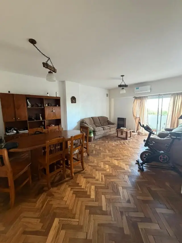 Departamento de 5 ambientes en venta en SARMIENTO DOMINGO FAUSTINO