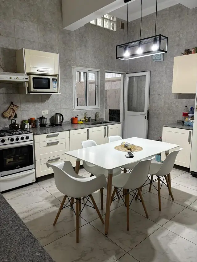 PH de 3 ambientes en venta en LA PERLA