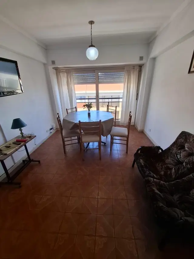 Departamento de 3 ambientes en venta en ESTACION TERMINAL (ALDREY)
